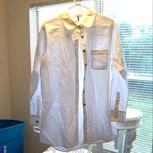 Lotte 99 White blouse XL- boutique